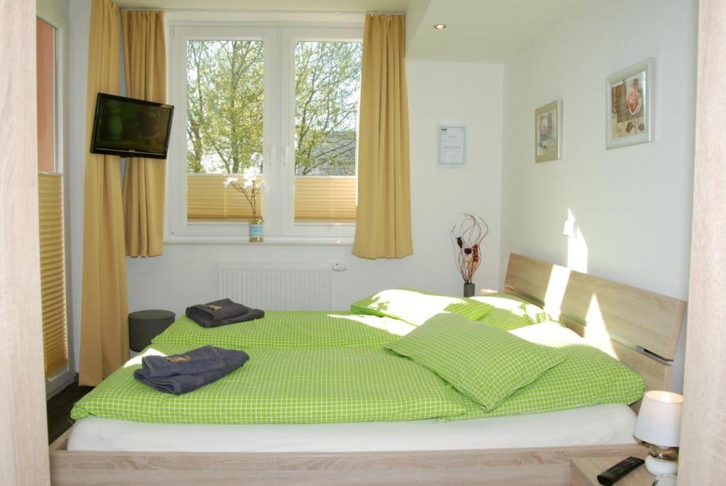 Leuchtturm 4 room 2